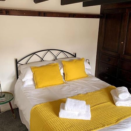 Award winning pet friendly paddock cottage Whitby Exteriör bild